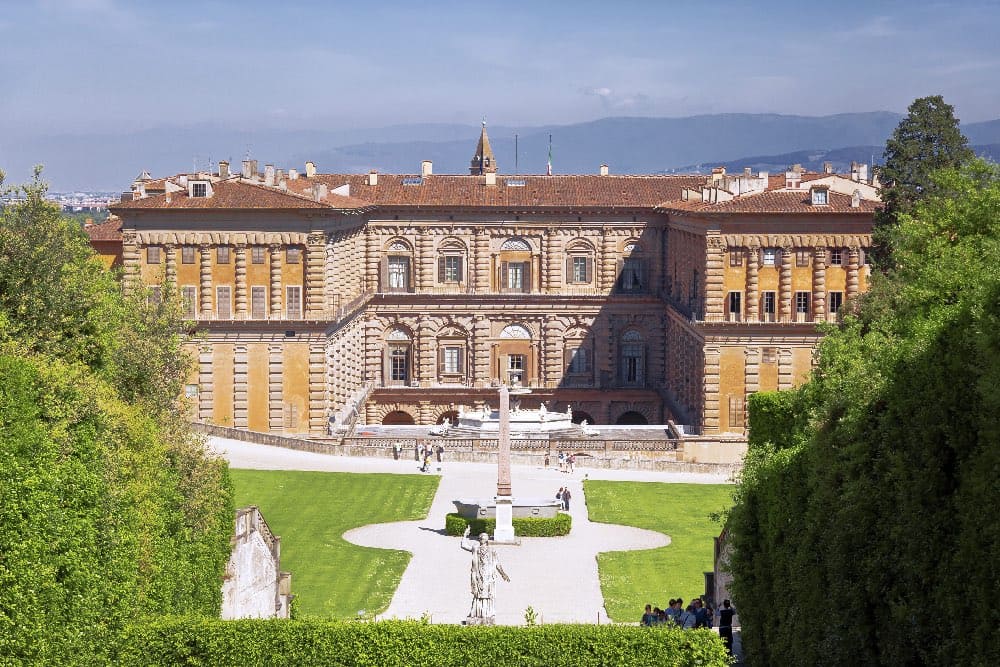 Palazzo Pitti: i segreti e gli aneddoti di un simbolo fiorentino