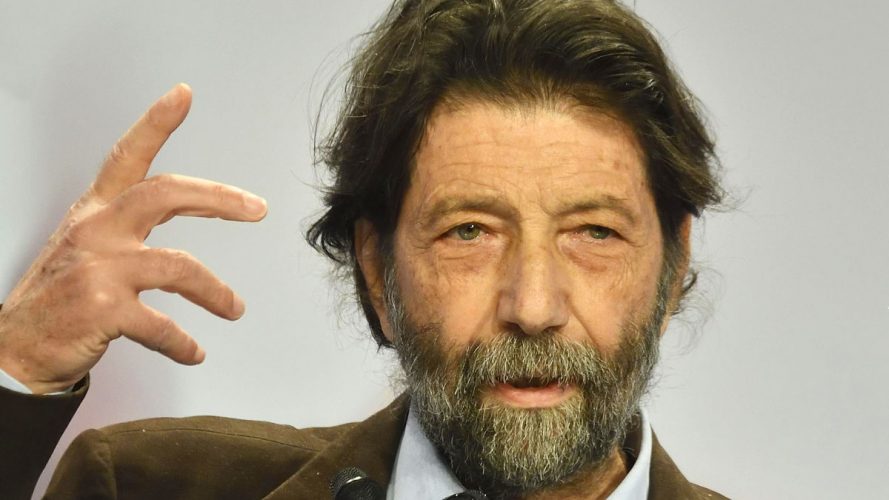 Cacciari: "Il nostro Paese vive una crisi economica , politica e sociale, senza precedenti"