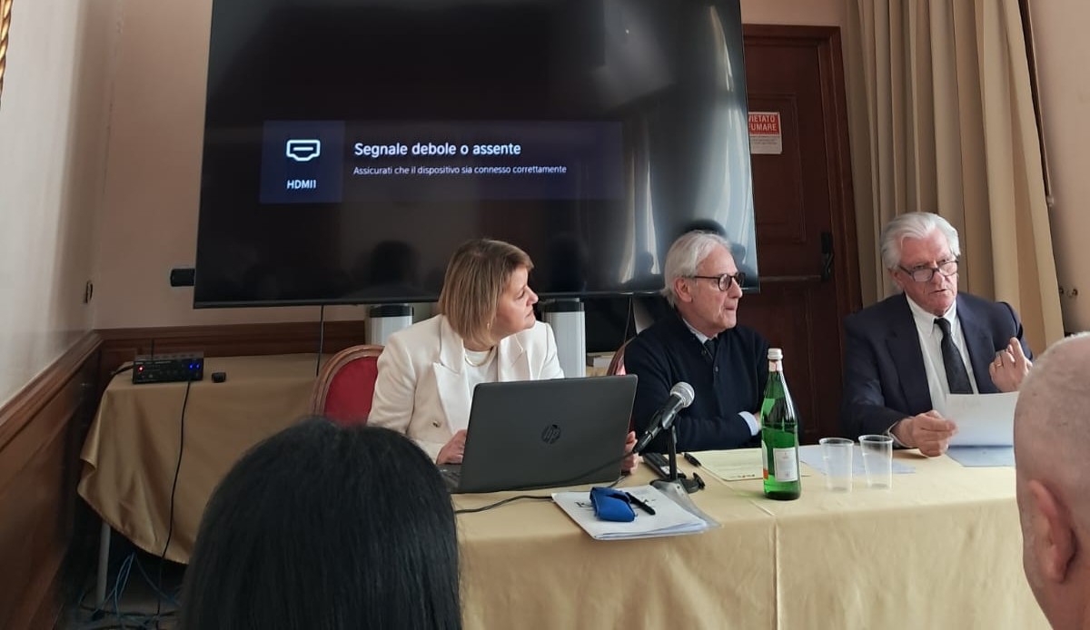 BULGHERONI, PRESIDENTE AVI: “I NOSTRI PROSSIMI PASSI SI BASANO SU CRESCITA, SINERGIE E RAFFORZAMENTO DEL RUOLO DELLA PROFESSIONE DEGLI ESPERTI VISURISTI”.