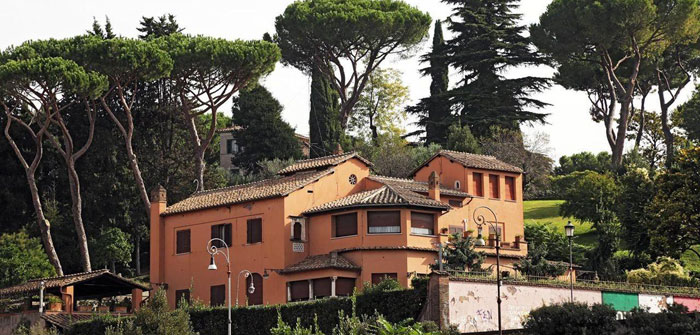 La Casa Museo di Alberto Sordi: il cinema abita ancora qui