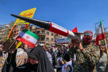 Israele, Iran prepara attacco con droni e missili: lo scenario