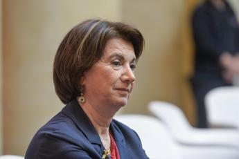 Natalità, Roccella: "Grande incentivo per investimento potrebbe arrivare da Ue"