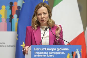 Natalità, Meloni: "Decrescita non è mai felice, se applicata a demografia futuro a rischio"