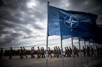 "Russia minaccia cronica" per il mondo, Nato rafforza fianco orientale